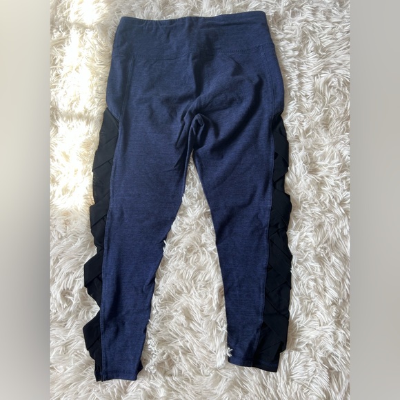 DKNY sport, size M, lightly used - Picture 2 of 3